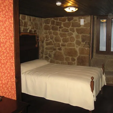 Casa Do Castelo De Celorico Gasthof Celorico Da Beira