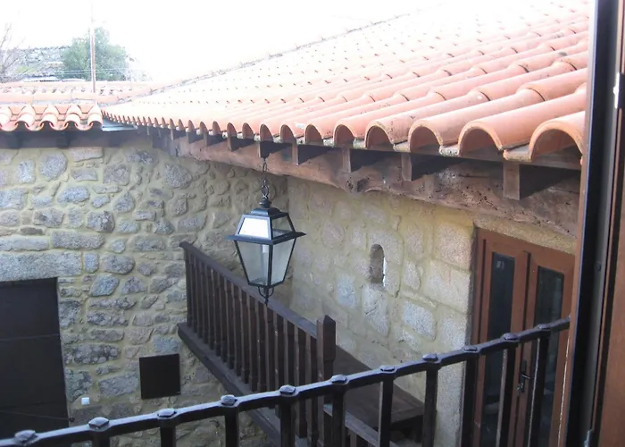 Casa Do Castelo De Celorico