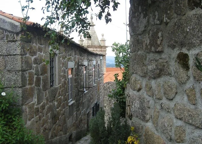 Casa Do Castelo De Celorico